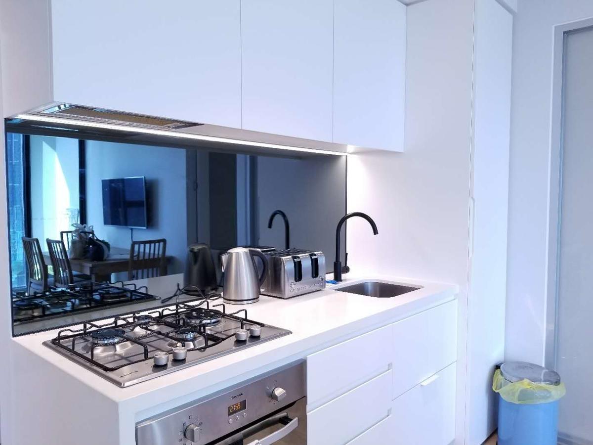Light Tower Apartment Melbourne Esterno foto