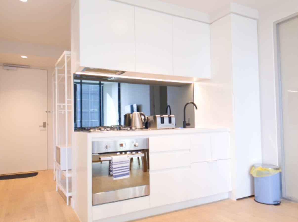 Light Tower Apartment Melbourne Esterno foto